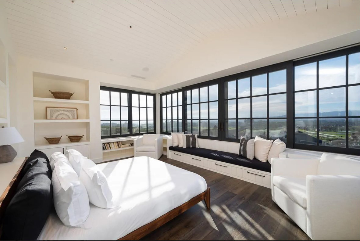 3281 Napa Road — study